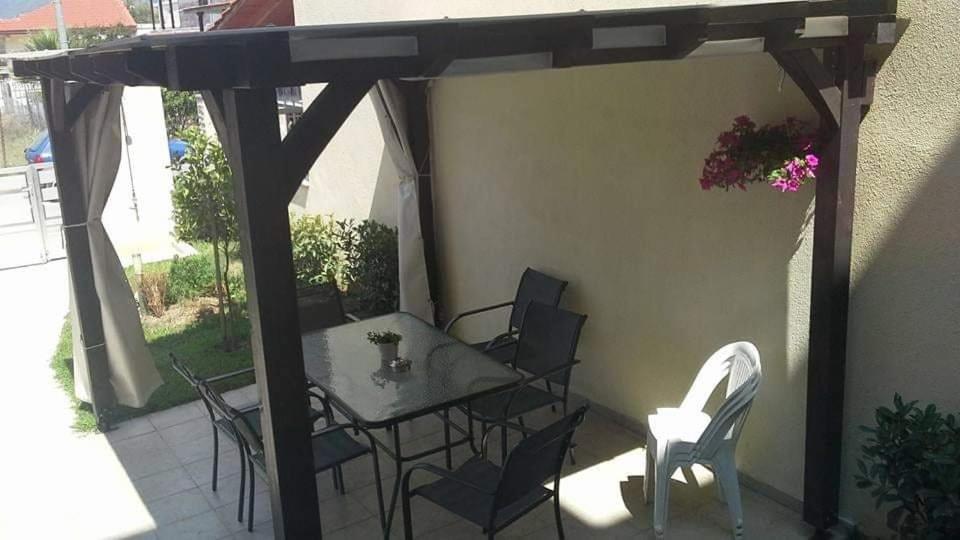 Angie'S Summertime Nea Vrasna Luaran gambar