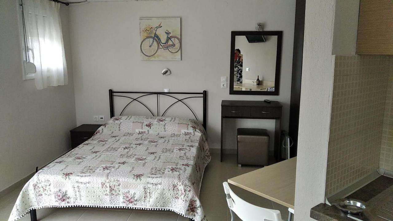 Angie'S Summertime Nea Vrasna Luaran gambar