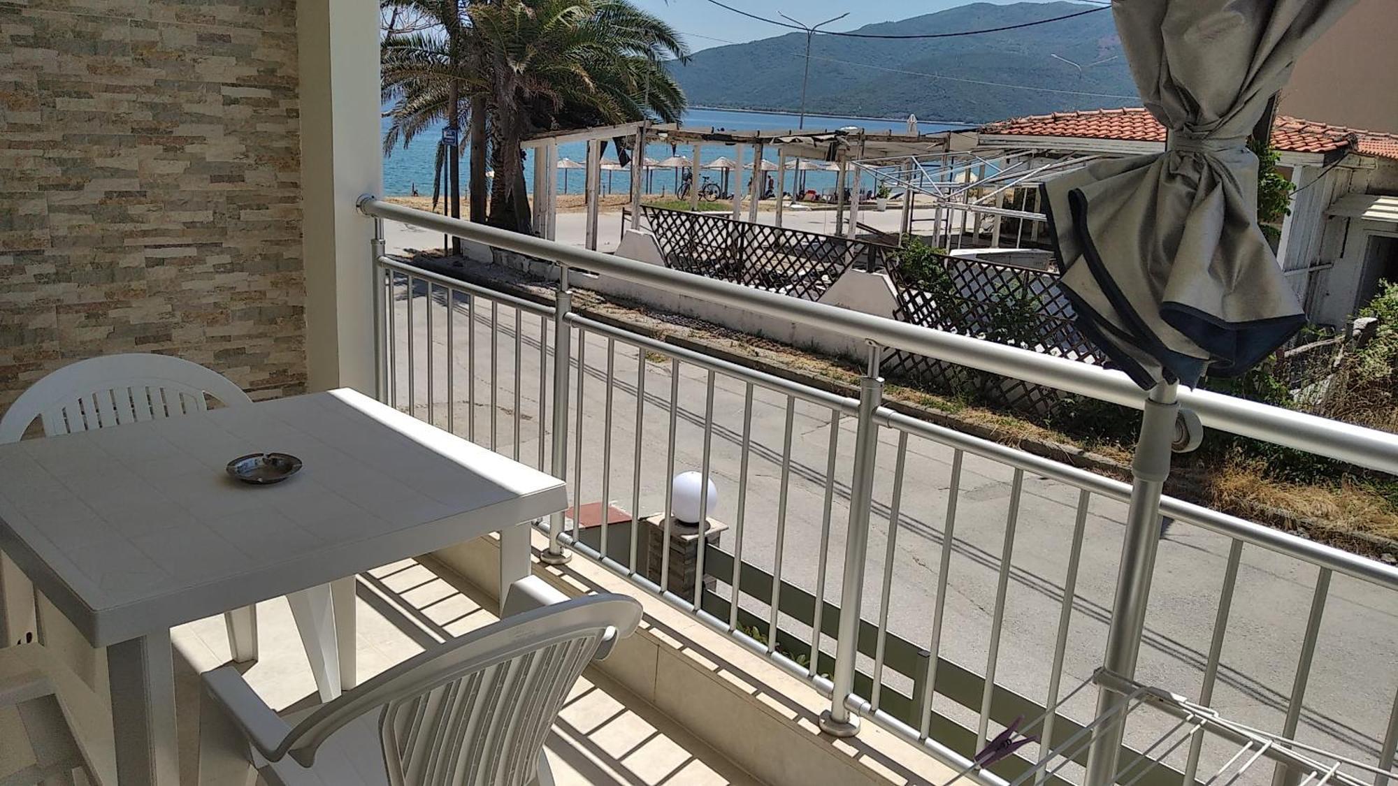 Angie'S Summertime Nea Vrasna Luaran gambar